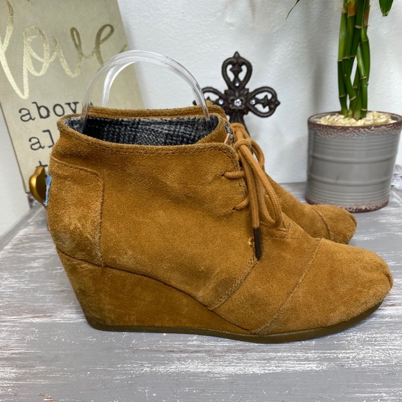 TOMS camel tan brown desert wedge lace up ankle boots booties size 7 - Picture 4 of 9